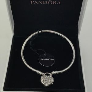 Pandora Moments Regal Heart Padlock Clasp Bracelet